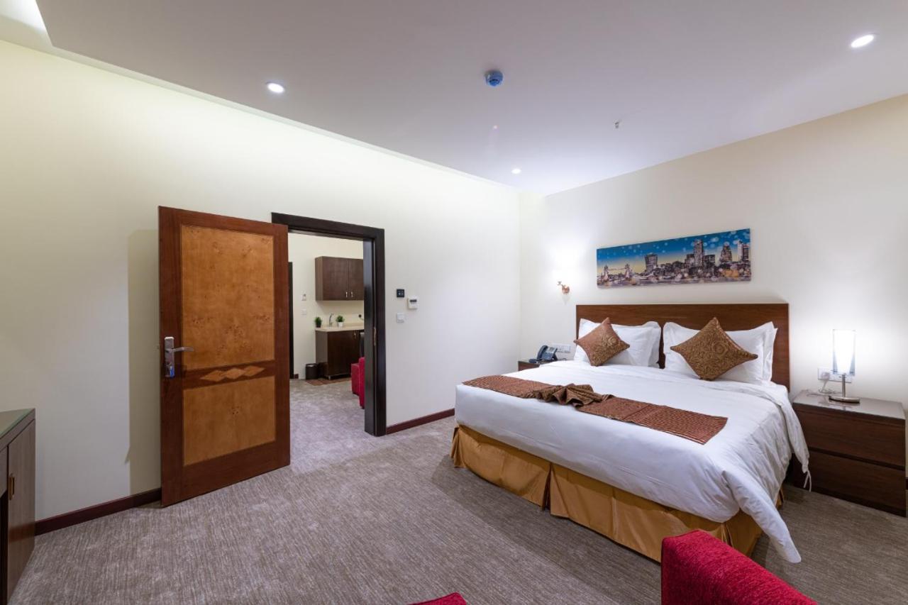 بلسم العائلة للوحدات السكنية المفروشة Family Balsam Furnished Units Jidda Exteriör bild